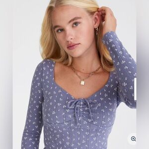 Aeropostal - Sweetheart Lavender Floral Ribbed Top -  large  - NWT